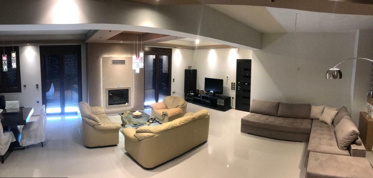 Villa Under Meteora Kalambaka Extérieur photo
